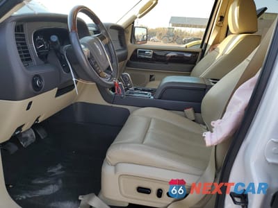 Zdjęcie 7 z 13 samochodu: 2016 LINCOLN NAVIGATOR RESERVE VIN:5LMJJ2LT6GEL03857 - miniatura