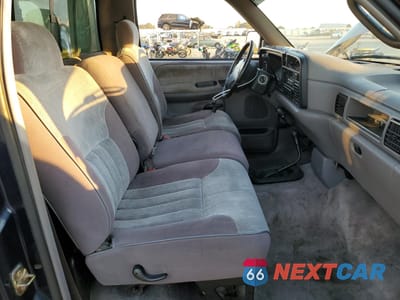 Zdjęcie 7 z 12 samochodu: 1994 DODGE RAM 2500 VIN:1B7KF26C1RS588058 - miniatura