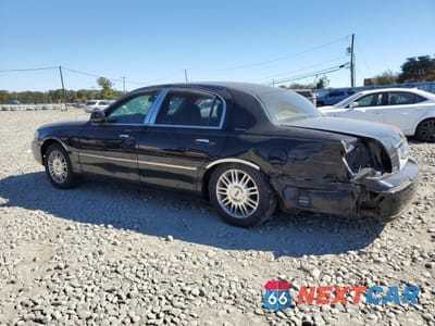 Drugie zdjęcie samochodu z przodu: 2003 LINCOLN TOWN CAR SIGNATURE VIN:1LNHM82W13Y703695 - miniatura