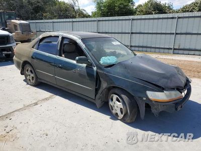 Czwarte zdjęcie samochodu z boku: 1998 HONDA ACCORD EX VIN:1HGCG5652WA091107 - miniatura