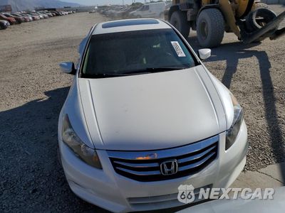 Piąte zdjęcie samochodu w środku: 2011 HONDA ACCORD EXL VIN:1HGCP3F87BA028139 - miniatura