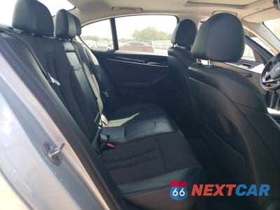 Zdjęcie 10 z 13 samochodu: 2019 BMW M550XI VIN:WBAJA1106JB485488 - miniatura