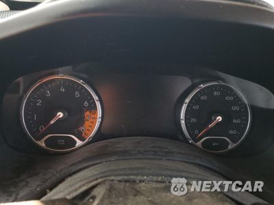 Zdjęcie 9 z 12 samochodu: 2016 JEEP RENEGADE LIMITED VIN:ZACCJADT1GPC79239 - miniatura