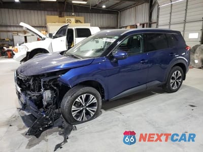 2021 NISSAN ROGUE SV 5N1AT3BB2MC717057 - główne zdjęcie licytacji z USA - miniatura