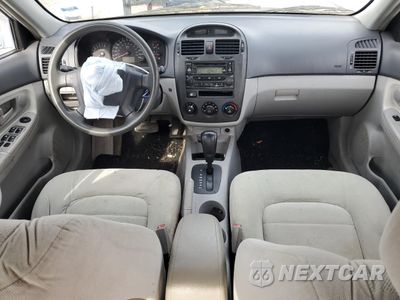 Zdjęcie 8 z 15 samochodu: 2006 KIA SPECTRA LX VIN:KNAFE121365347404 - miniatura