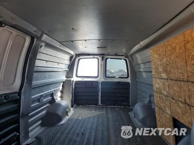 Zdjęcie 10 z 15 samochodu: 2008 GMC SAVANA G2500 VIN:1GTGG29C781913119 - miniatura