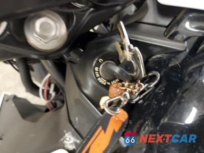 Zdjęcie 8 z 11 samochodu: 2020 KTM 200 DUKE VIN:MD2JPC40XLC089875 - miniatura
