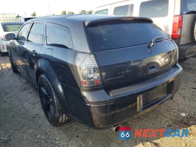 Drugie zdjęcie samochodu z przodu: 2005 DODGE MAGNUM R/T VIN:2D8GV58245H670884 - miniatura