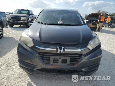Piąte zdjęcie samochodu w środku: 2018 HONDA HR-V LX VIN:3CZRU5H35JM717221 - miniatura