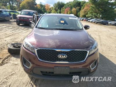 Piąte zdjęcie samochodu w środku: 2017 KIA SORENTO LX VIN:5XYPGDA31HG266367 - miniatura