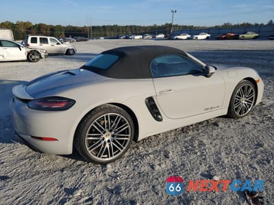Trzecie zdjęcie samochodu z tyłu: 2024 PORSCHE BOXSTER BASE VIN:WP0CA2A86RK205446 - miniatura