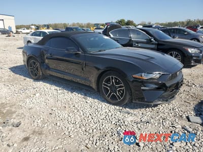 Czwarte zdjęcie samochodu z boku: 2018 FORD MUSTANG VIN:1FATP8UH8J5110103 - miniatura