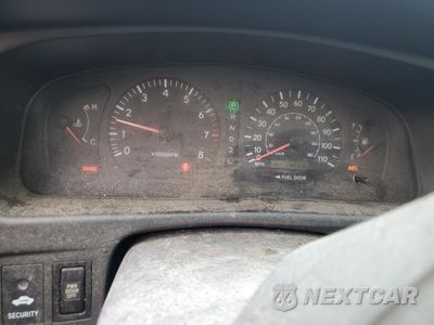 Zdjęcie 9 z 14 samochodu: 2000 TOYOTA SIENNA LE VIN:4T3ZF13C5YU236118 - miniatura