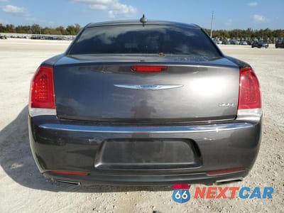 Zdjęcie 6 z 12 samochodu: 2023 CHRYSLER 300 TOURING VIN:2C3CCAAG9PH509682 - miniatura