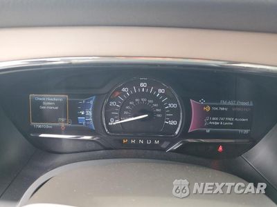 Zdjęcie 9 z 14 samochodu: 2016 LINCOLN NAVIGATOR SELECT VIN:5LMJJ2HT7GEL07117 - miniatura