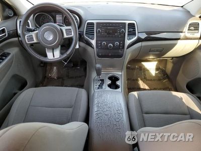 Zdjęcie 8 z 13 samochodu: 2012 JEEP GRAND CHEROKEE LAREDO VIN:1C4RJFAG9CC314963 - miniatura