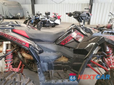 Piąte zdjęcie samochodu w środku: 2020 POLARIS SCRAMBLER VIN:4XASGE958LB322076 - miniatura
