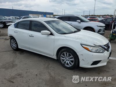 Czwarte zdjęcie samochodu z boku: 2017 NISSAN ALTIMA 2.5 VIN:1N4AL3AP8HN337674 - miniatura