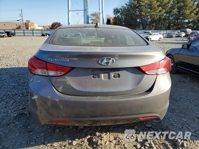 Zdjęcie 6 z 12 samochodu: 2013 HYUNDAI ELANTRA GLS VIN:5NPDH4AE2DH258265 - miniatura