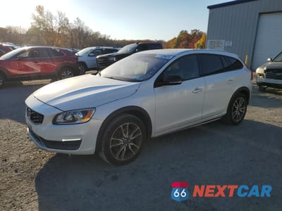 Główne zdjęcie samochodu: 2016 VOLVO V60 CROSS COUNTRY PREMIER VIN:YV4612HK0G1006181 - miniatura