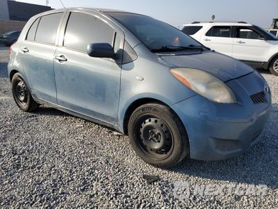 Czwarte zdjęcie samochodu z boku: 2009 TOYOTA YARIS VIN:JTDKT903695244752 - miniatura