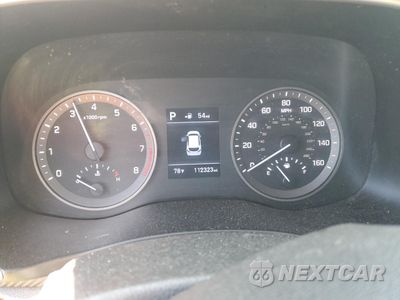 Zdjęcie 9 z 13 samochodu: 2019 HYUNDAI TUCSON SE VIN:KM8J23A41KU882188 - miniatura