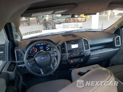 Zdjęcie 8 z 14 samochodu: 2022 FORD F550 SUPER DUTY VIN:1FD0W5HT2NEE35909 - miniatura