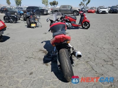 Czwarte zdjęcie samochodu z boku: 2006 SUZUKI SV650 VIN:JS1VP53A762105080 - miniatura