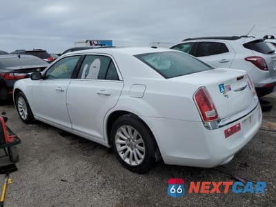 Drugie zdjęcie samochodu z przodu: 2014 CHRYSLER 300 VIN:2C3CCAAG8EH252690 - miniatura