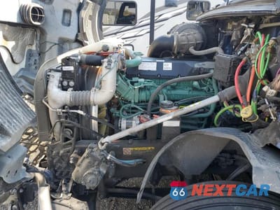 Zdjęcie 7 z 10 samochodu: 2024 VOLVO VN VNL VIN:4V4NC9EH4RN640426 - miniatura