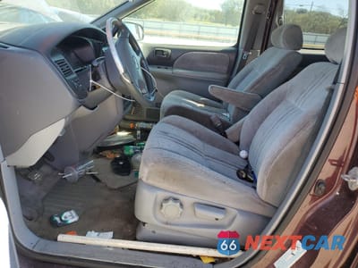 Zdjęcie 7 z 13 samochodu: 1998 TOYOTA SIENNA LE VIN:4T3ZF13C6WU021800 - miniatura