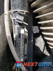 Zdjęcie 8 z 8 samochodu: 2006 HONDA VTX1300 R VIN:1HFSC52315A208044 - miniatura