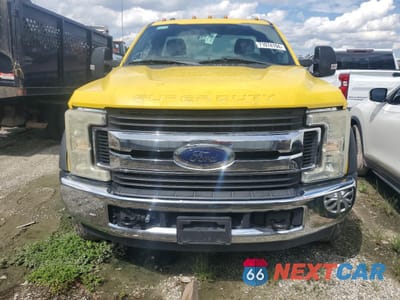 Zdjęcie 9 z 10 samochodu: 2017 FORD F550 SUPER DUTY VIN:1FDUF5GT8HEC48231 - miniatura