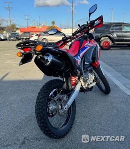 Czwarte zdjęcie samochodu z boku: 2020 HONDA CRF250 RL VIN:MLHMD4400L5300262 - miniatura