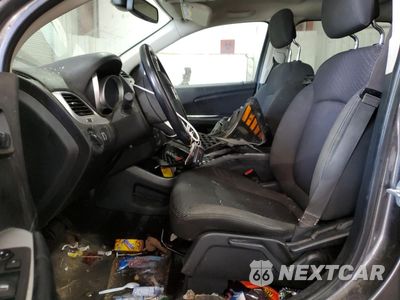 Zdjęcie 7 z 13 samochodu: 2018 DODGE JOURNEY SE VIN:3C4PDCABXJT534261 - miniatura