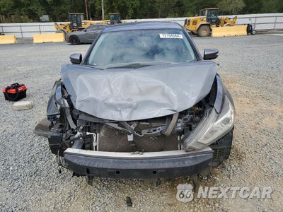 Piąte zdjęcie samochodu w środku: 2018 NISSAN ALTIMA 2.5 VIN:1N4AL3AP7JC149262 - miniatura