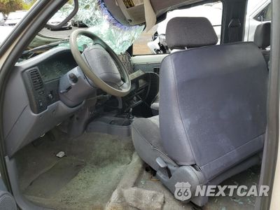 Zdjęcie 7 z 11 samochodu: 1998 TOYOTA TACOMA XTRACAB VIN:4TAWN72N1WZ058177 - miniatura