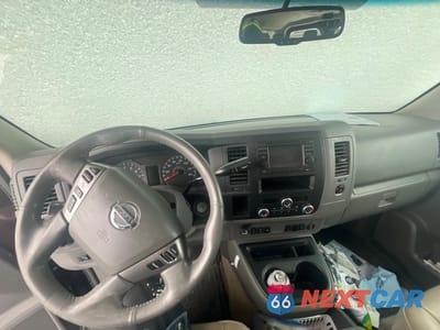 Zdjęcie 10 z 10 samochodu: 2014 NISSAN NV 3500 S VIN:5BZAF0AA5EN161769 - miniatura