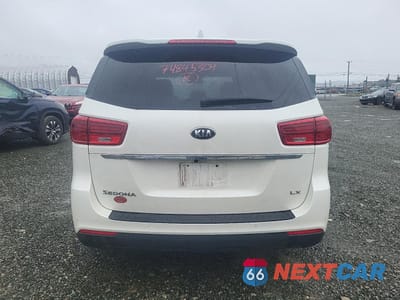 Zdjęcie 6 z 13 samochodu: 2020 KIA SEDONA LX VIN:KNDMB5C19L6660004 - miniatura