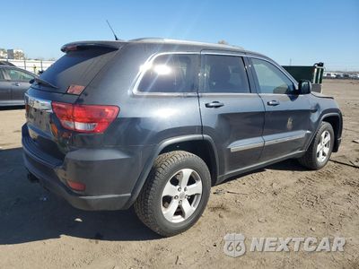 Trzecie zdjęcie samochodu z tyłu: 2013 JEEP GRAND CHEROKEE LAREDO VIN:1C4RJFAG3DC518305 - miniatura