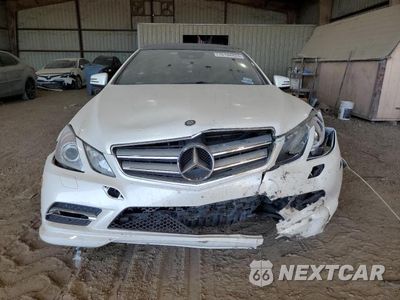 Piąte zdjęcie samochodu w środku: 2012 MERCEDES-BENZ E 550 VIN:WDDKK7DF8CF151766 - miniatura