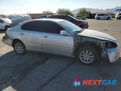 Czwarte zdjęcie samochodu z boku: 2003 LEXUS ES 300 VIN:JTHBF30G236019204 - miniatura