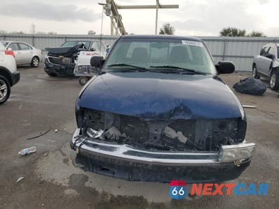 Piąte zdjęcie samochodu w środku: 2001 CHEVROLET S TRUCK S10 VIN:1GCCS19W418192157 - miniatura