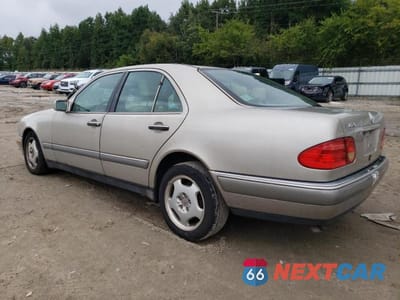 Drugie zdjęcie samochodu z przodu: 1997 MERCEDES-BENZ E 420 VIN:WDBJF72F0VA114285 - miniatura