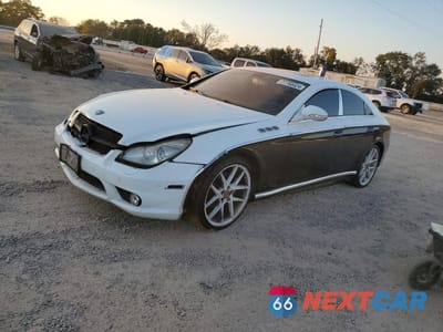 2008 MERCEDES-BENZ CLS 550 WDDDJ72X88A118553 - główne zdjęcie licytacji z USA - miniatura