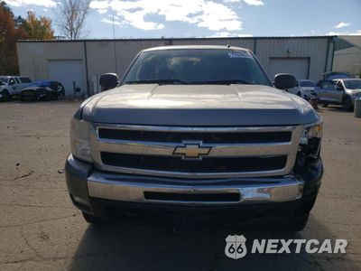 Piąte zdjęcie samochodu w środku: 2009 CHEVROLET SILVERADO K1500 LT VIN:2GCEK290891116241 - miniatura