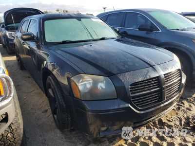 Czwarte zdjęcie samochodu z boku: 2005 DODGE MAGNUM R/T VIN:2D8GV58245H670884 - miniatura