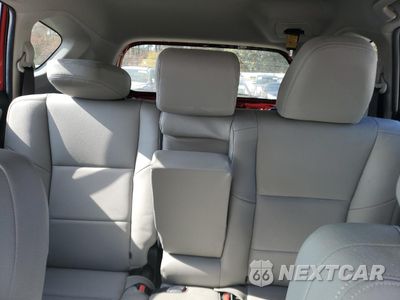 Zdjęcie 10 z 13 samochodu: 2017 TOYOTA RAV4 XLE VIN:JTMRFREV7HJ122164 - miniatura