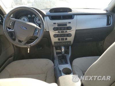 Zdjęcie 8 z 12 samochodu: 2010 FORD FOCUS SES VIN:1FAHP3GN7AW140150 - miniatura