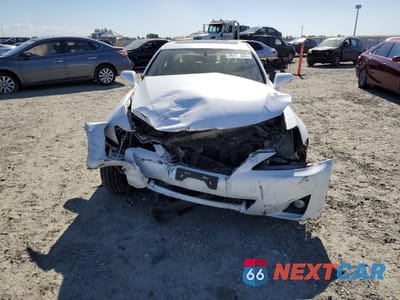 Piąte zdjęcie samochodu w środku: 2011 LEXUS IS 250 VIN:JTHBF5C2XB5132253 - miniatura